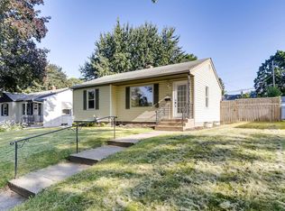 1867 Iowa Ave E, Saint Paul, MN 55119