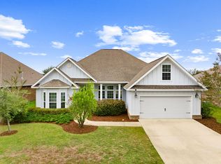 414 Lilly Bell Ln, Freeport, FL 32439