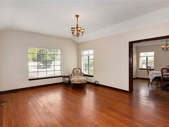 5th image of 3058 17th St