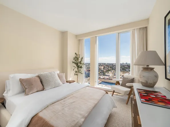 50 Bridge Park Drive image 10 of 20