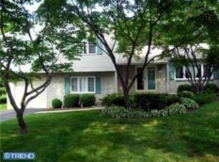 126 Tulip Rd, Holland, PA 18966