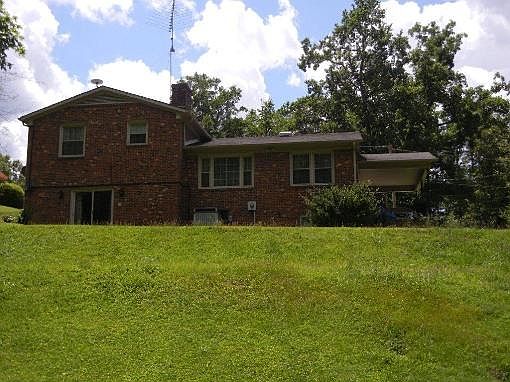 2nd image of 414 Oak Hill Dr