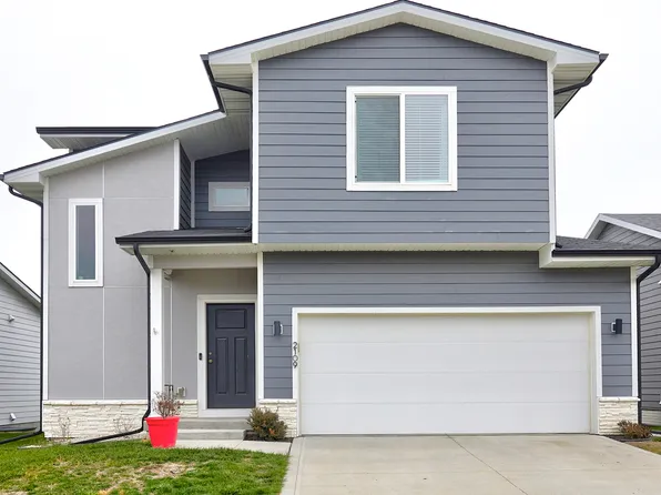 2109 Ammann Dr, Adel, IA 50003