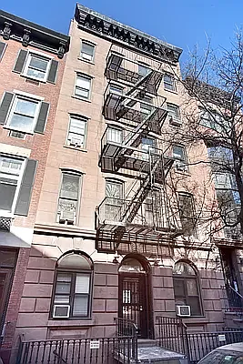 Rented by Buchbinder & Warren | media 10