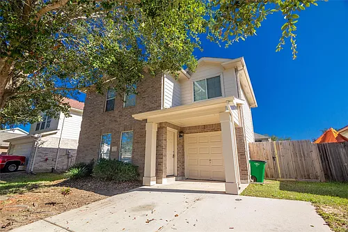 19714 Shores Edge Dr Photo 1