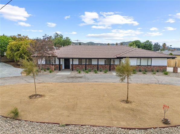 27265 Hemet St, Hemet, CA 92544