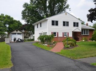 127 Northfield Rd, Parsippany, NJ 07054