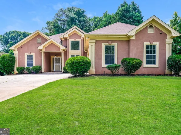 3427 Linecrest Rd, Ellenwood, GA 30294