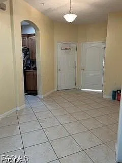 3 bed, 2.5 bath, 1936 sqft, $1,950 — Photo 3