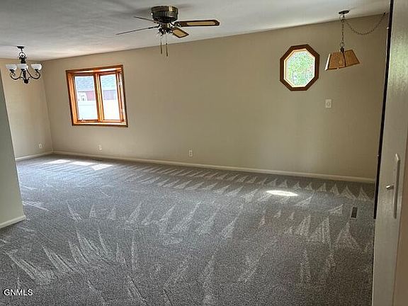 4th image of 342 N Main St