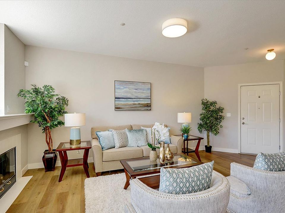 1st image of 401 Baltic Cir Unit 411