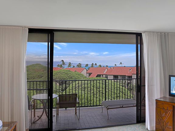 4th image of 3445 Lower Honoapiilani Rd #626