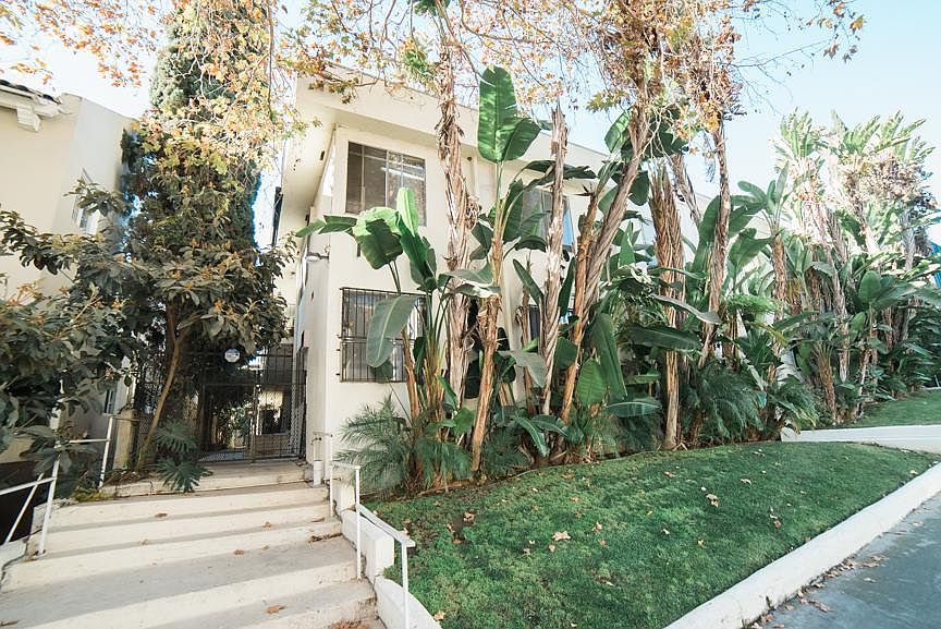 1st image of 127 S Saint Andrews Pl #5