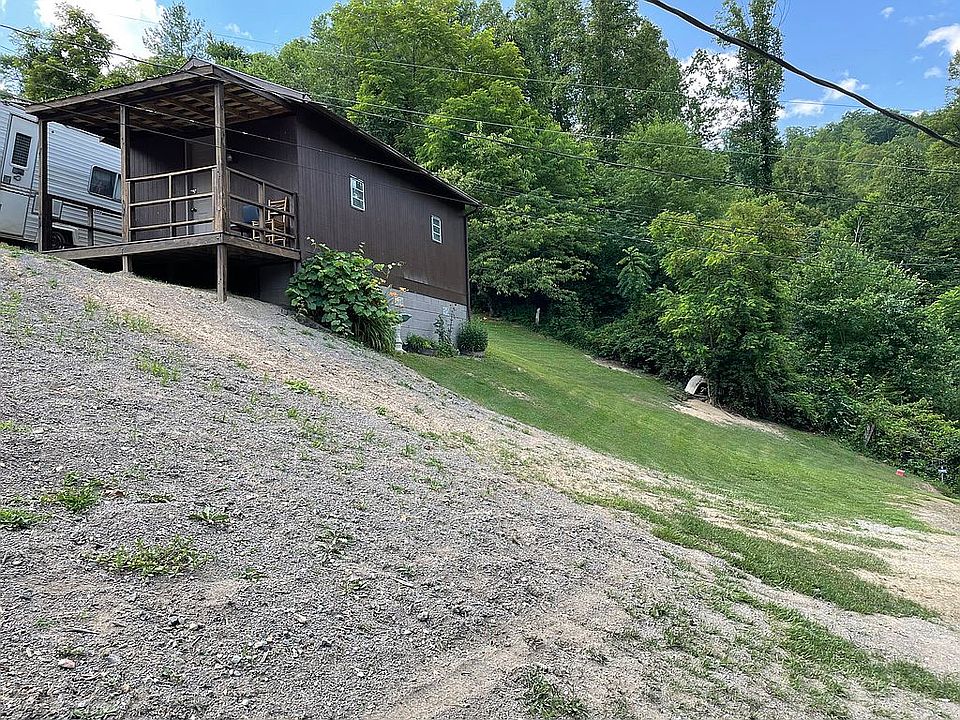 2nd image of 116 Bunting Rd