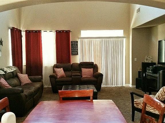 4th image of 13117 Harbor Dr