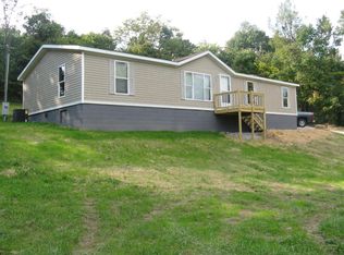415 Sally J Rd, Mount Vernon, KY 40456