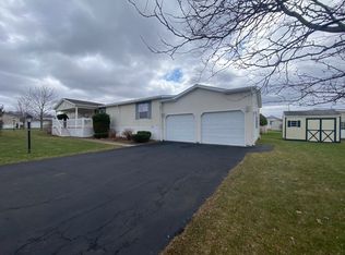 999 Volkman Dr, Victor, NY 14564