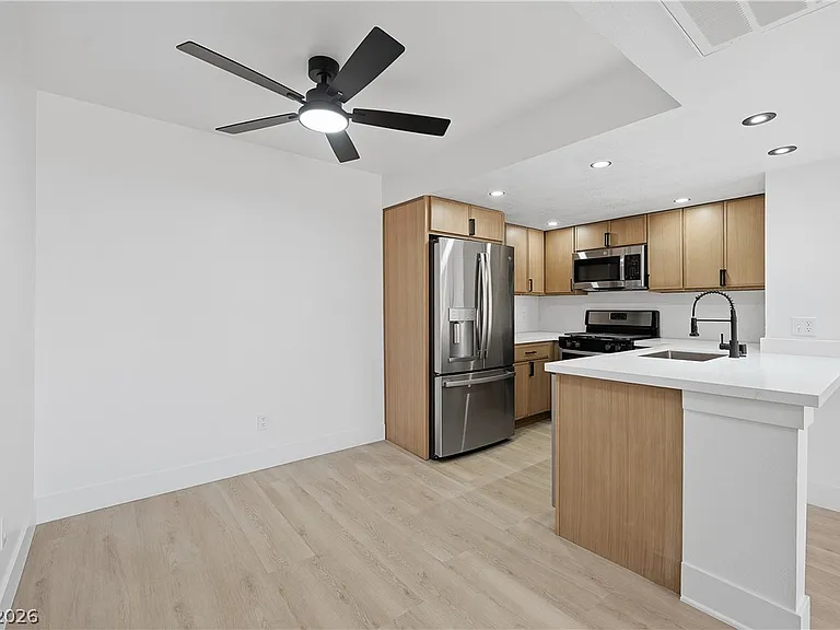 3770 Desert Marina Dr #52 — Photo 21