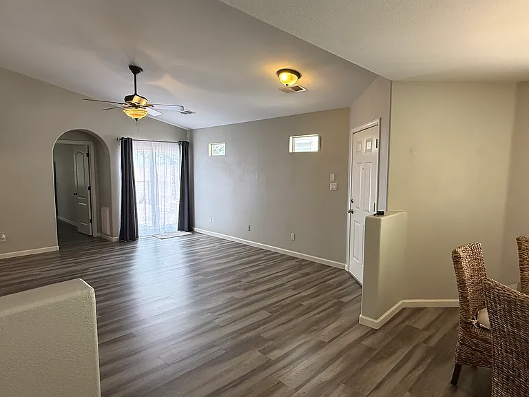 6331 Dante Ln NW — Photo 4
