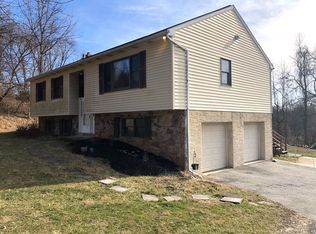 176 Red Mill Rd, Coatesville, PA 19320