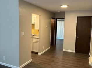 1517 Lebanon Ave APT B, Belleville, IL 62221