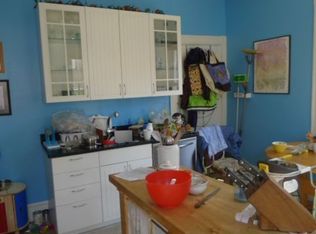 22 Armstrong St APT 3, Jamaica Plain, MA 02130