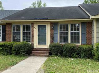 45 S Sussex Dr, Smithfield, NC 27577