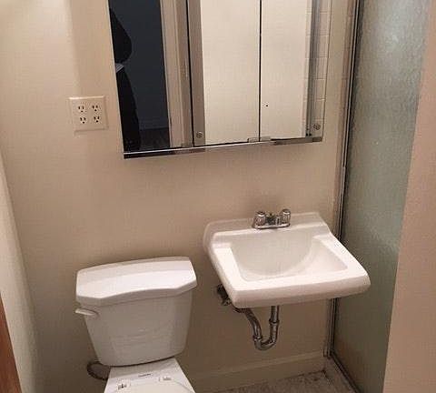 5th image of 1627 N Sedgwick St APT 3R