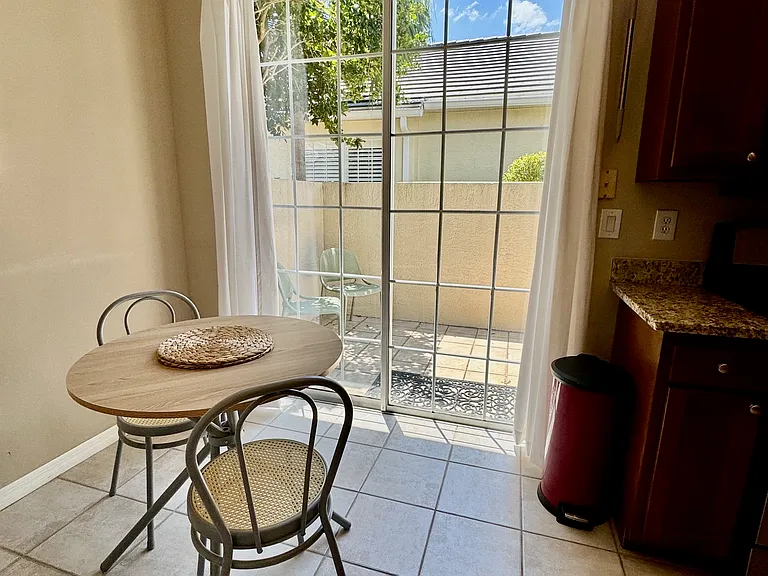 7330 Kensington Ct — Photo 21