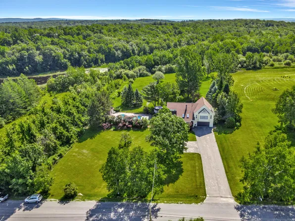 524 Bigelow Hill Road, Skowhegan, ME 04976