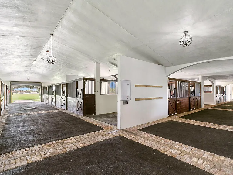 14710 Palm Beach Point Blvd — Photo 25