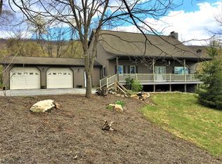 902 Ott Town Rd, Everett, PA 15537