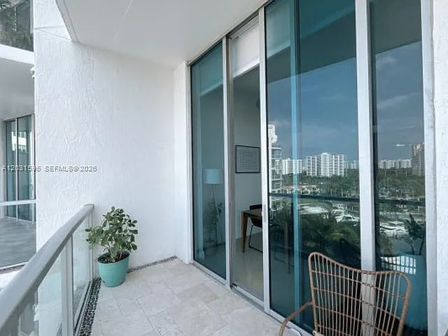 3029 NE 188th St #822 — Photo 49