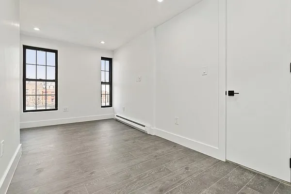 Rented by REAL New York | media 9