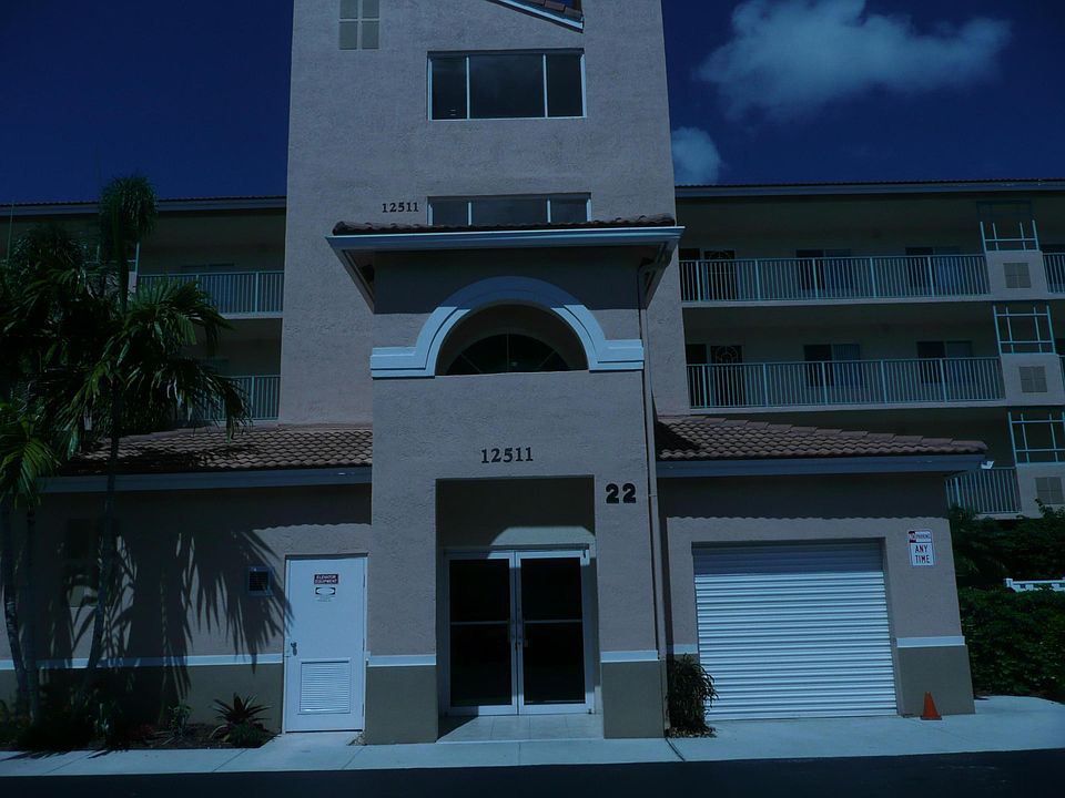 1st image of 12511 Imperial Isle Bldg 22 Drive #407