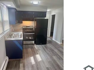 5825 W 63rd St #1W, Chicago, IL 60638