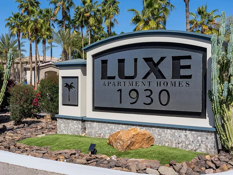 Experience modern, luxury living in Mesa at Luxe 1930 Apartments.