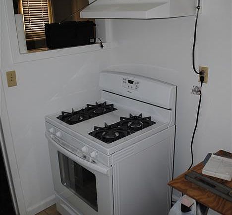 4th image of 2623 Fairmont Ave