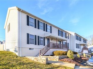 224 Castle Ave #224, Fairfield, CT 06430