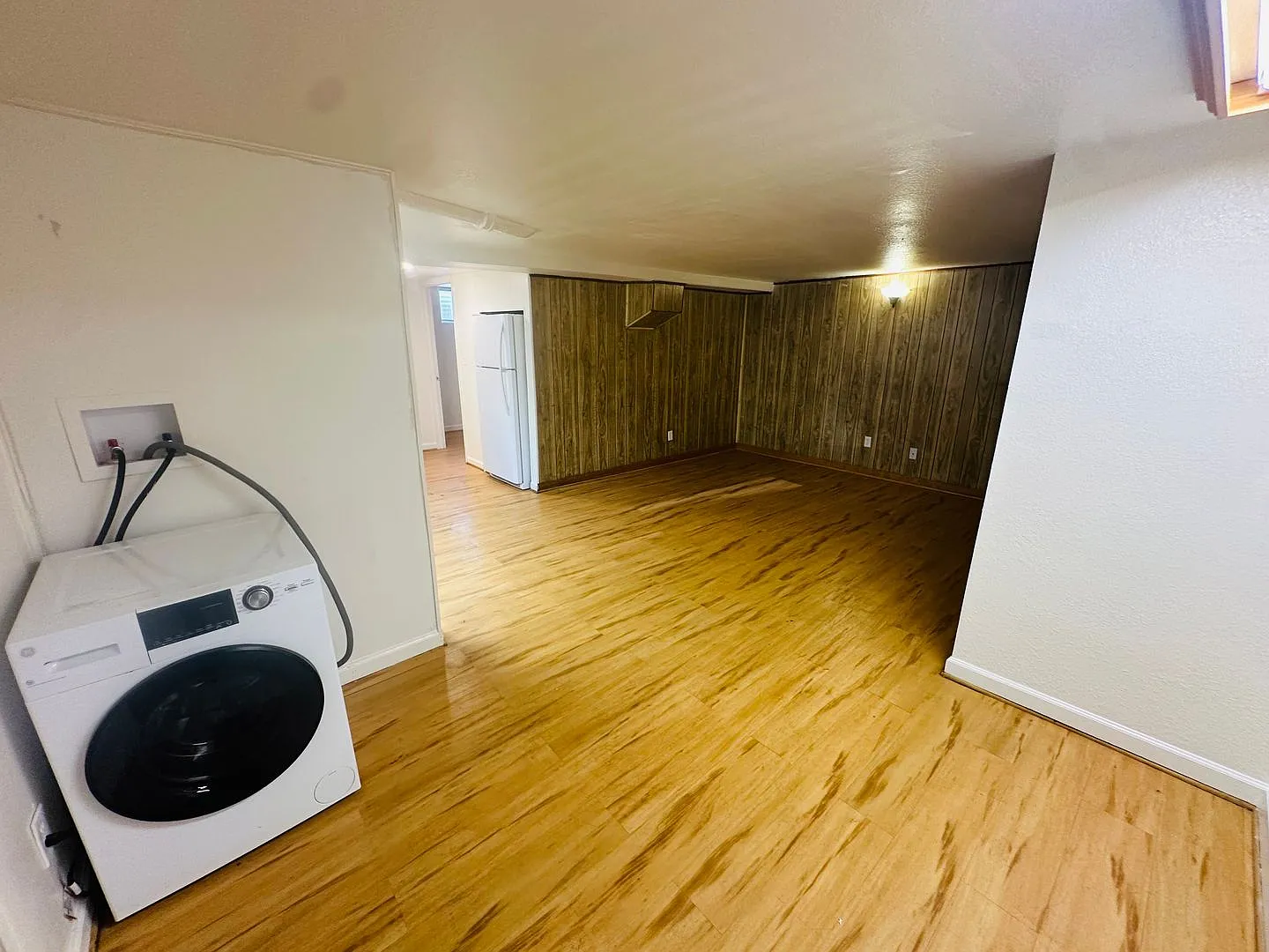Location Location!! 2-Bed/1-Bath Apartment Located Within Minutes Of Olde Town Arvada!! 1 Month F... — Photo 3