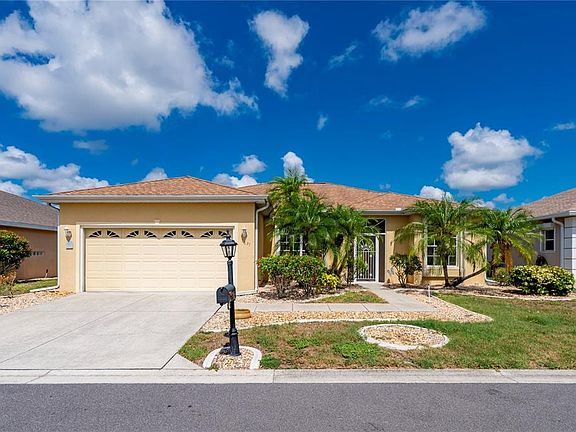 3rd image of 1637 Palace Ct