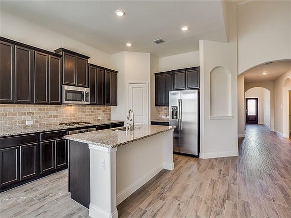 4th image of 227 Cedar Canyon Dr