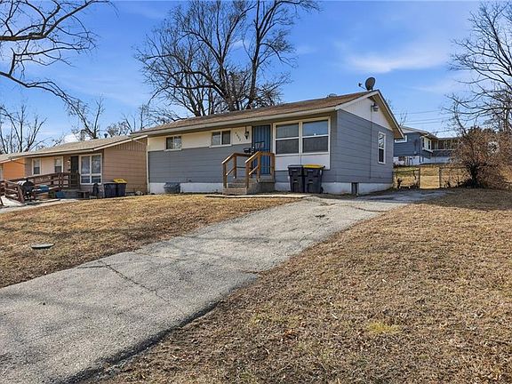 2nd image of 4602 Lister Ave
