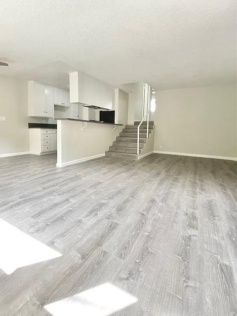 1st image of 1425 N Los Robles Ave