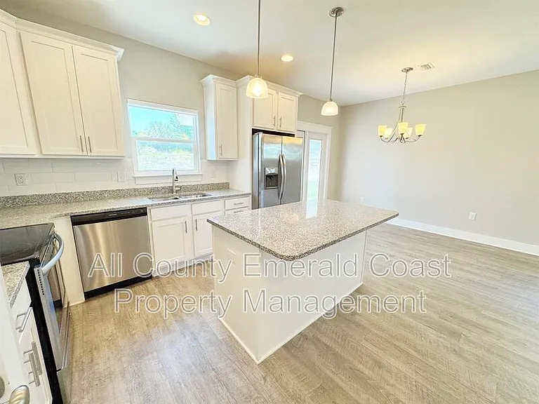 400 Mattie M Kelly Blvd #14 — Photo 32