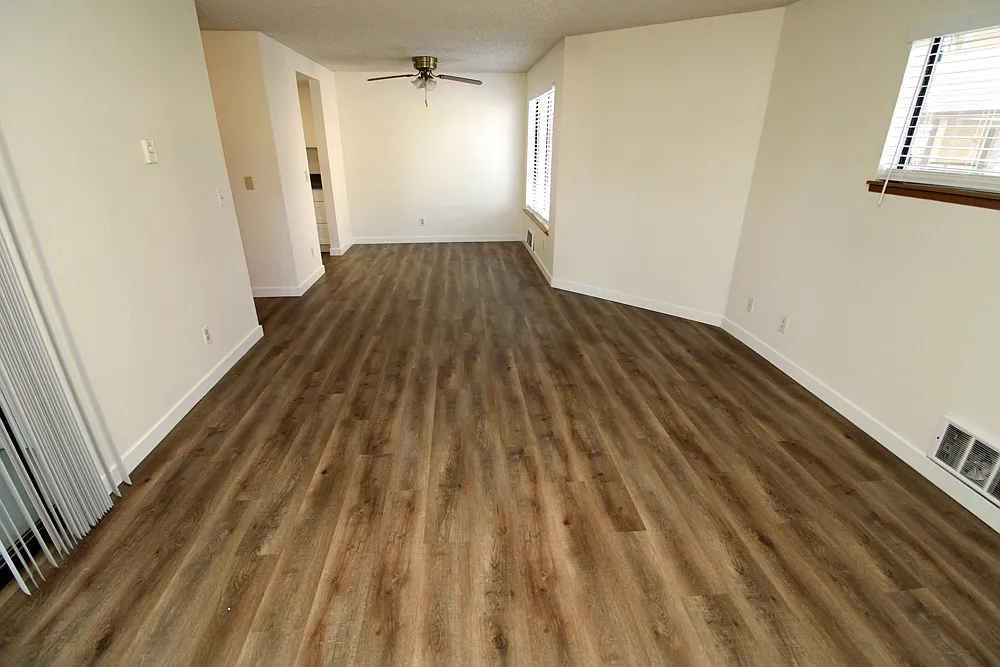 2 bed, 1100 sqft, $2,295 — Photo 3