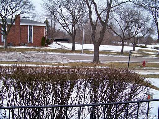 5th image of 29465 Bobrich St #73