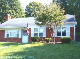 604 Jefferson St, Lewisburg, WV 24901