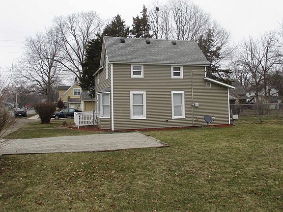 3rd image of 2110 Morehouse Ave
