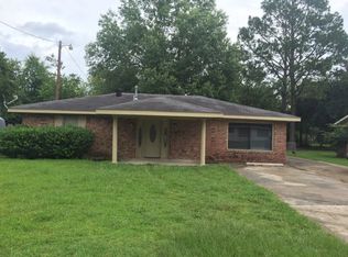 1833 6th Ave, Lake Charles, LA 70601